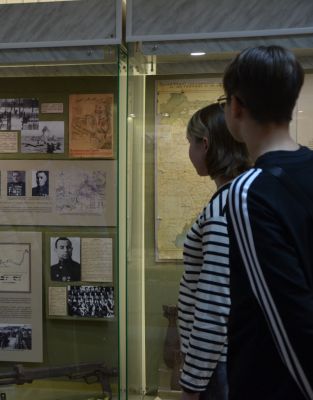 Потомки Героя Советского Союза Ермакова А.И. в музее